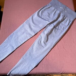 NVGTN Contour Seamless Leggings in Blue/Gray - Size Medium